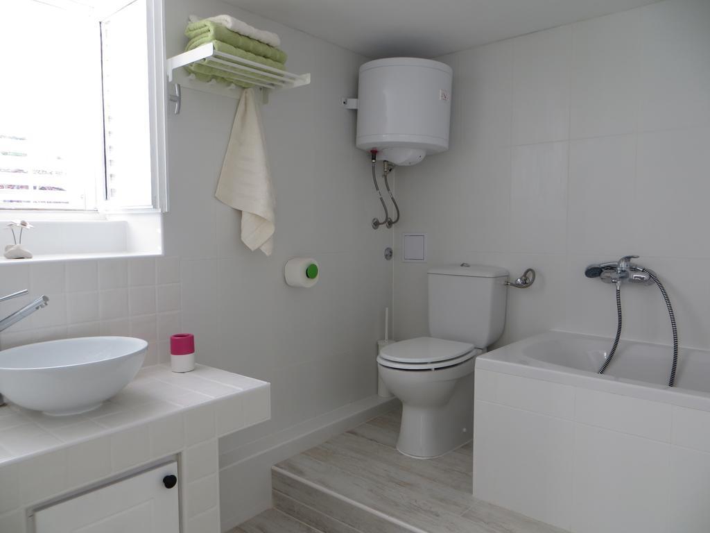 Holiday Home Artina 2 Loviste Phòng bức ảnh