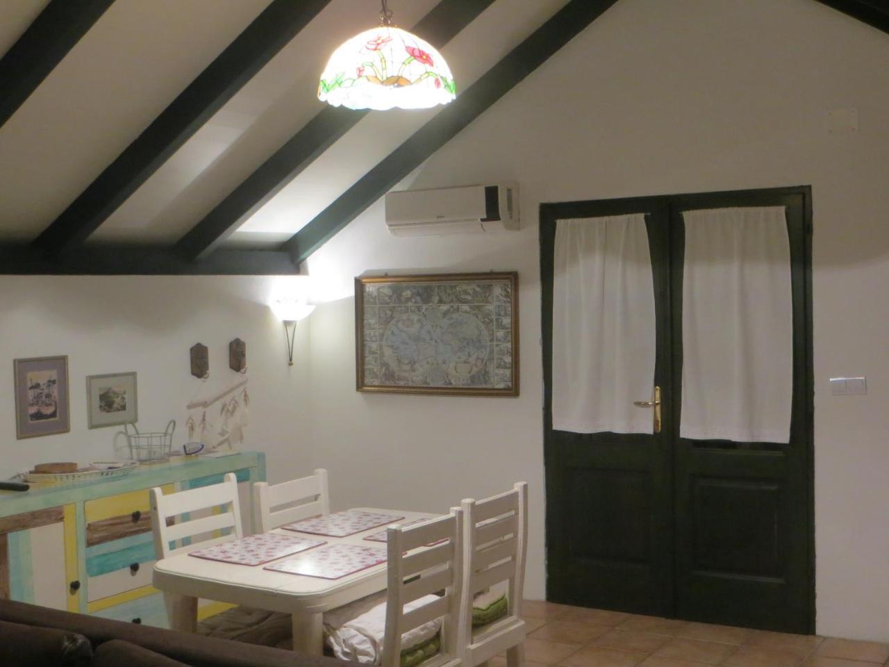 Holiday Home Artina 2 Loviste Ngoại thất bức ảnh